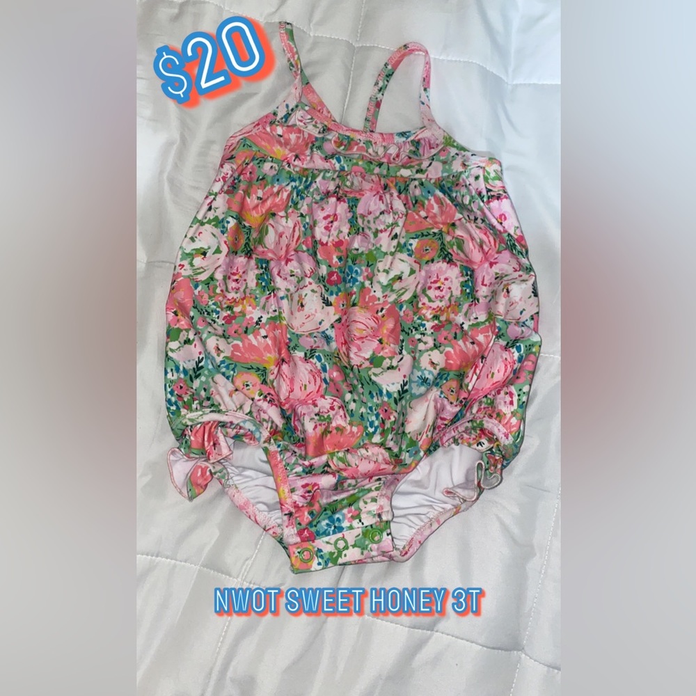 NWOT Sweet Honey one-pc swimsuit 3T